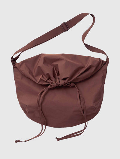 Uniqlo Drawstring bag in Wine at Collagerie