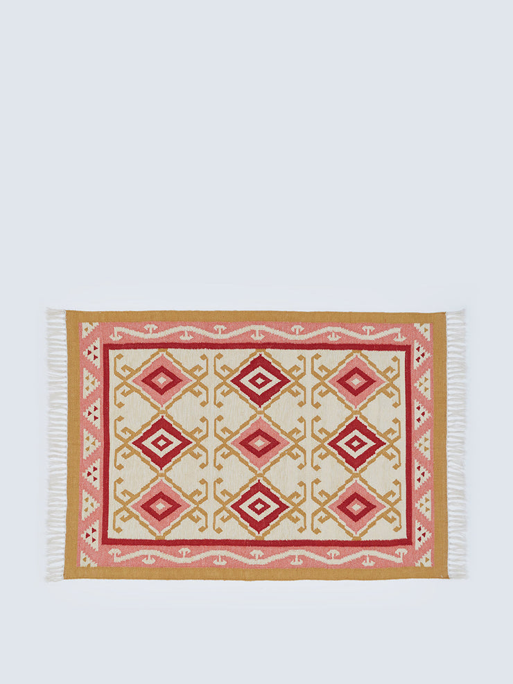Heraldic gwynevere rug Interiors Weaver Green    - Collagerie