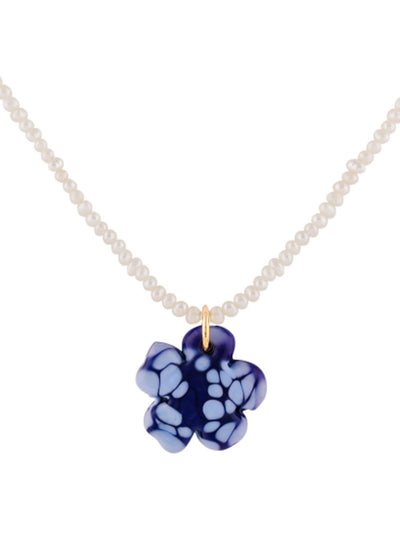Sandralexandra Pearl clover necklace at Collagerie