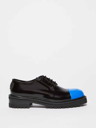 Weekend Max Mara Leather lace up shoes with blue toecap at Collagerie