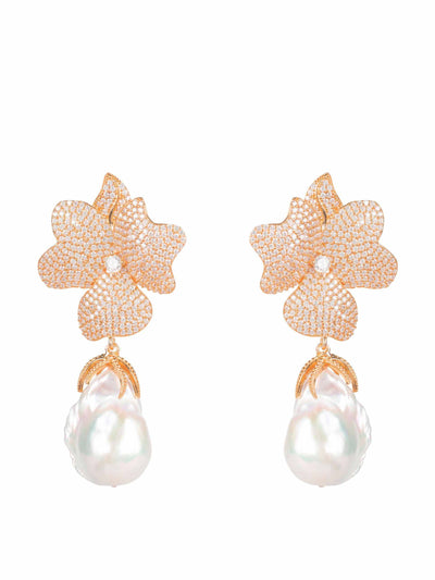 Wolf & Badger Rosegold and white pearl flower drop earrings at Collagerie