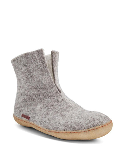 Wolf & Badger Men's high boots at Collagerie