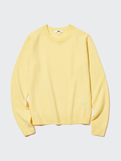 Uniqlo Cashmere jumper in yellow at Collagerie
