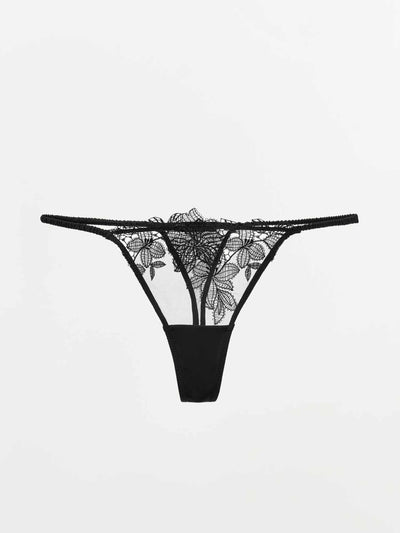 Zara Embroidered lace thong at Collagerie