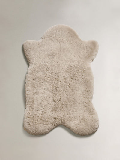 Zara Home Irregular fuzzy small rug at Collagerie