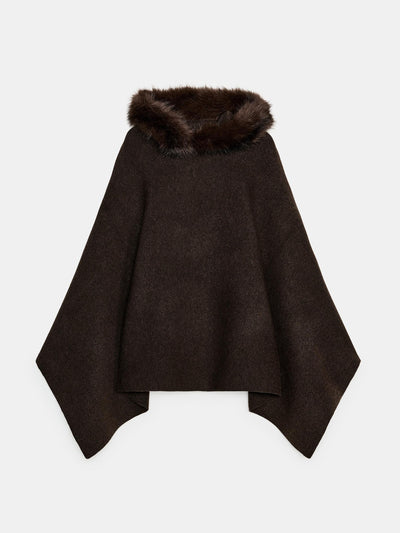 Zara Knitted cape with sheepskin at Collagerie