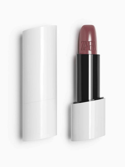 Zara Holly lipstick at Collagerie