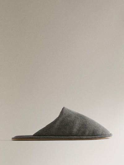 Zara Mule slippers at Collagerie
