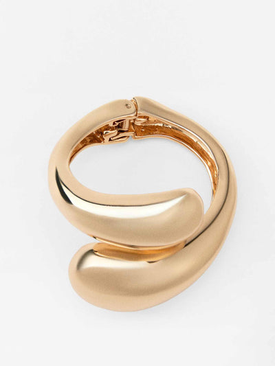 Zara Twisted cuff at Collagerie