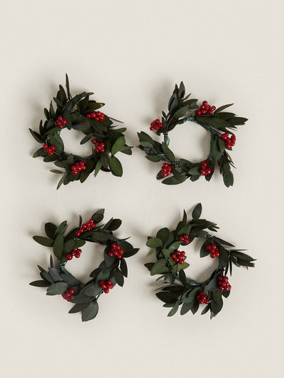 Zara Christmas holly napkin rings (pack of 4) at Collagerie