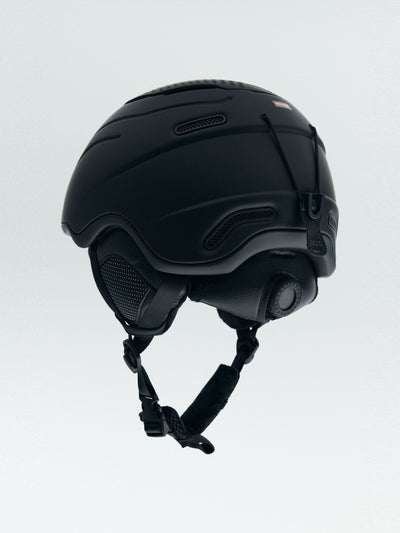 Zara Technology ski helmet at Collagerie