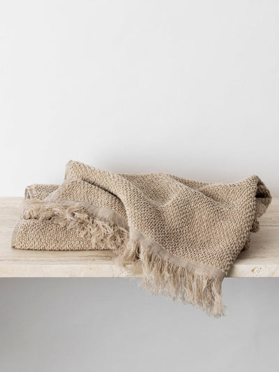 Cultiver Natural pure linen bath towel at Collagerie