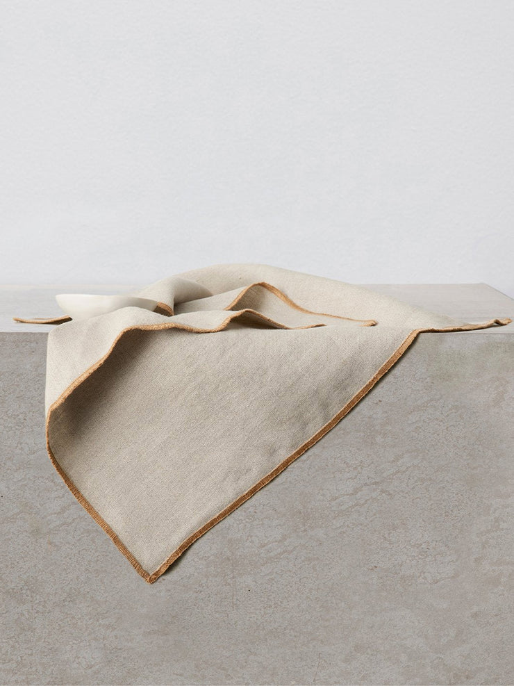 Natural Cara edged napkins