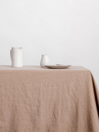 Cultiver Fawn linen tablecloth at Collagerie