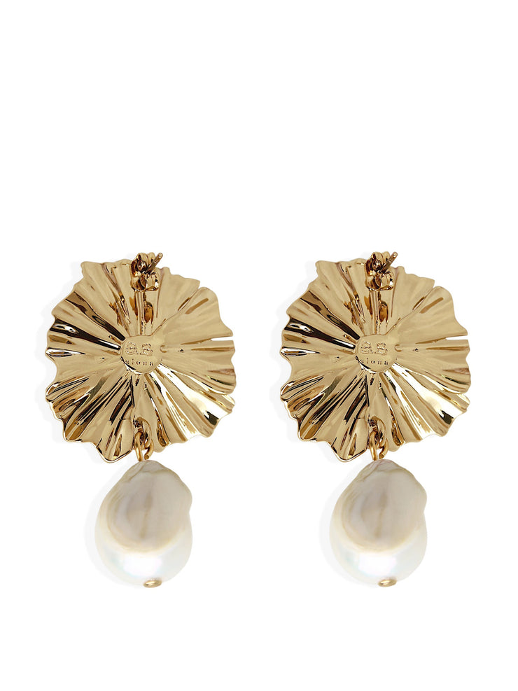Gold pearl Amary earrings