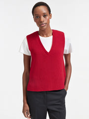 A signature Cefinn style that blends ease, versatility and style into one brilliant knitted vest. Collagerie.com