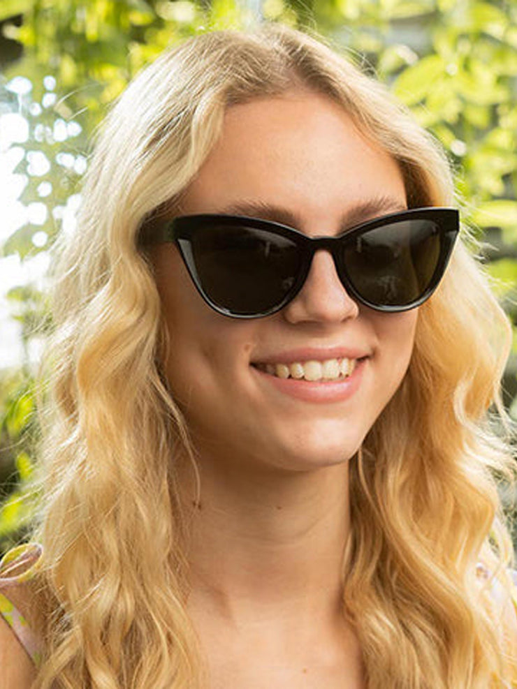 Asteria sunglasses in black