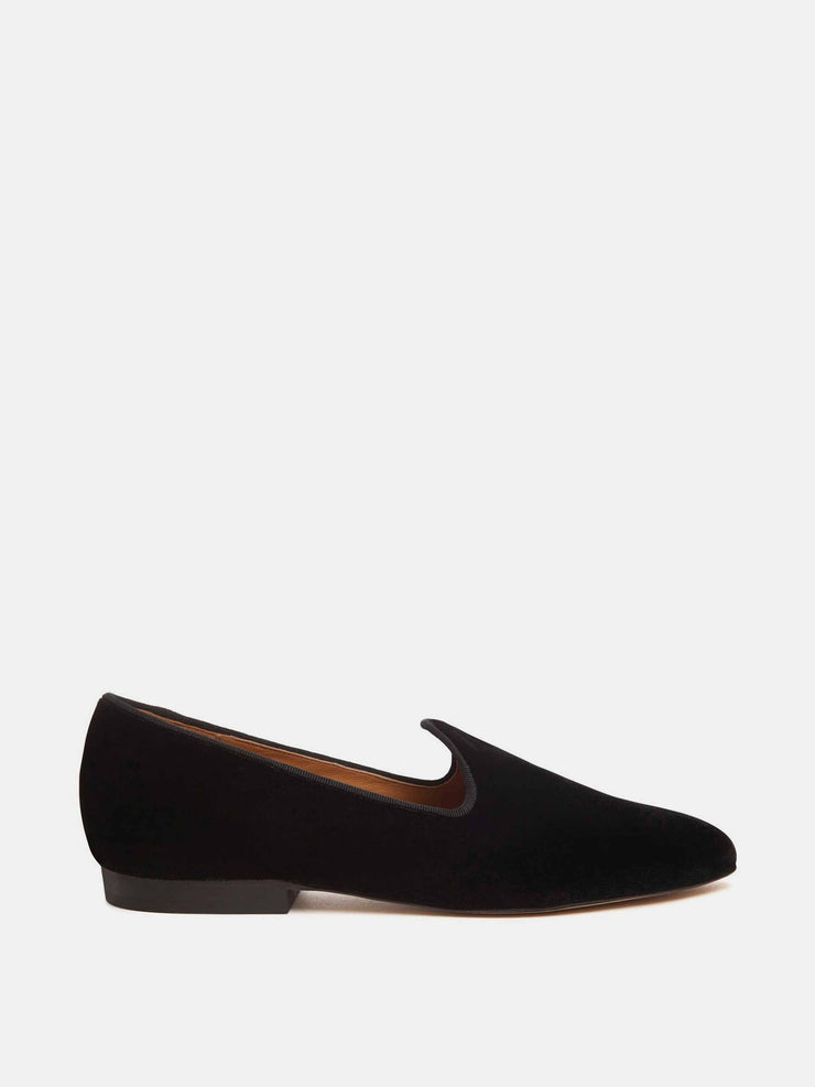 Black velvet Venetian slipper