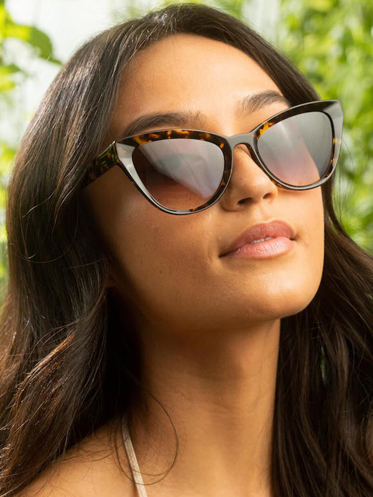 Asteria sunglasses in tokyo tort