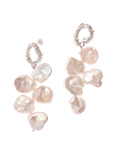 Alighieri The Cascading Affair pearl earrings at Collagerie