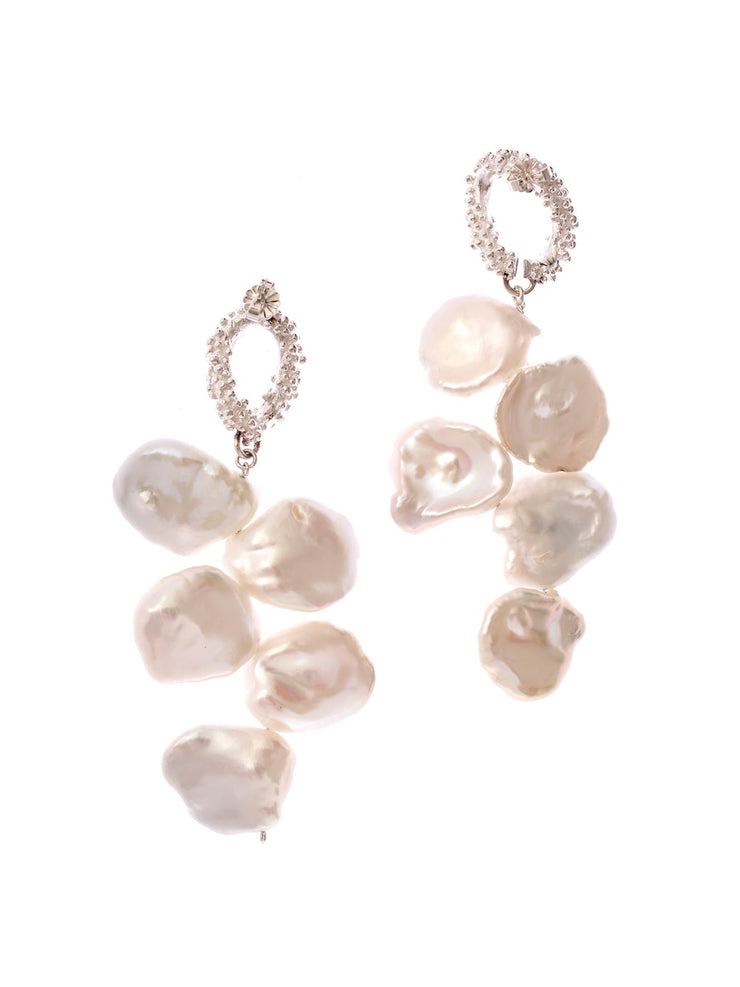 The Cascading Affair pearl earrings