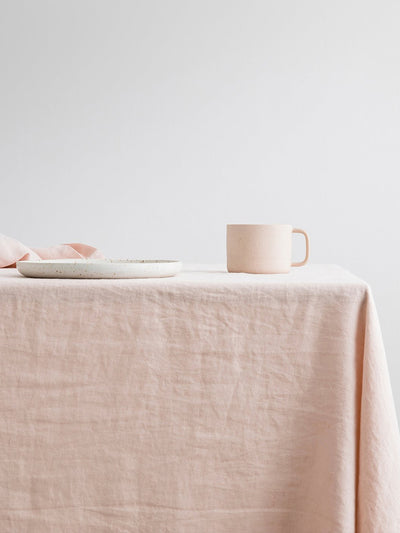 Cultiver Blush linen tablecloth at Collagerie