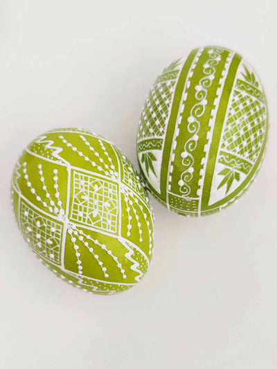 Casa de Folklore Lime hand-painted eggs at Collagerie