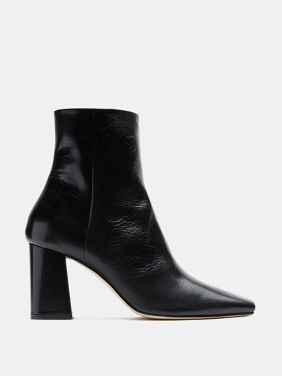 Le Monde Beryl Black leather Isa boot at Collagerie