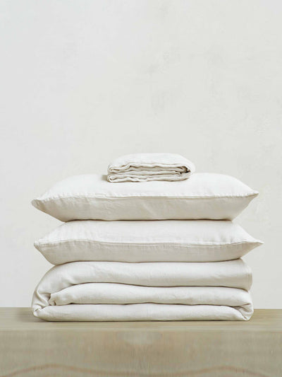 Loaf Cream linen sheets at Collagerie