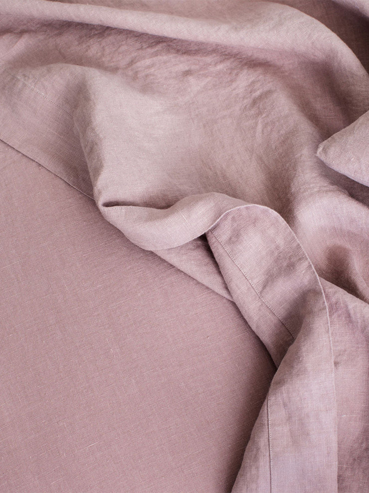 Dusk linen sheet set with pillowcases