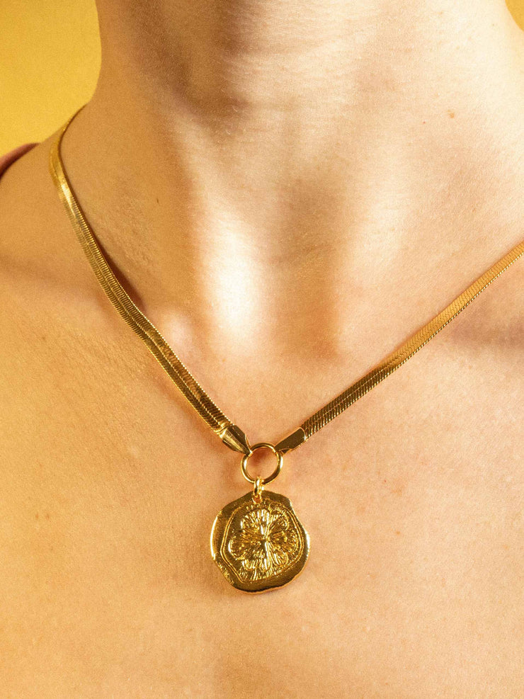 Gold lemon slice & snake chain necklace
