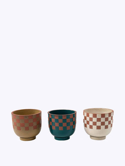 Hadeda Terracotta and check pots at Collagerie