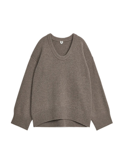 Arket Oversized wool jumper at Collagerie