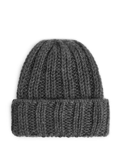 Arket Grey chunky wool beanie at Collagerie