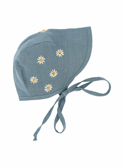 Baboushkini Chamomile baby bonnet at Collagerie