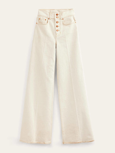 Boden Ultra high rise white jeans at Collagerie