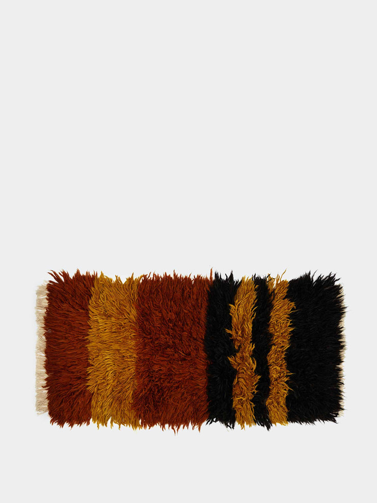 Shaggy striped rug