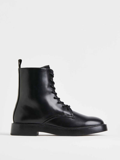 H&M Black lace-up ankle boots at Collagerie