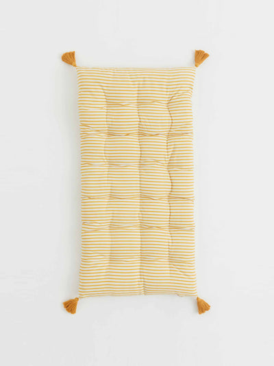 H&M Rectangular striped cushion at Collagerie