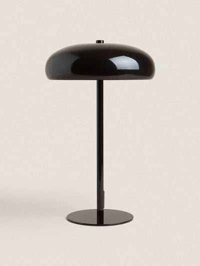 Zara Home Monochrome lamp at Collagerie