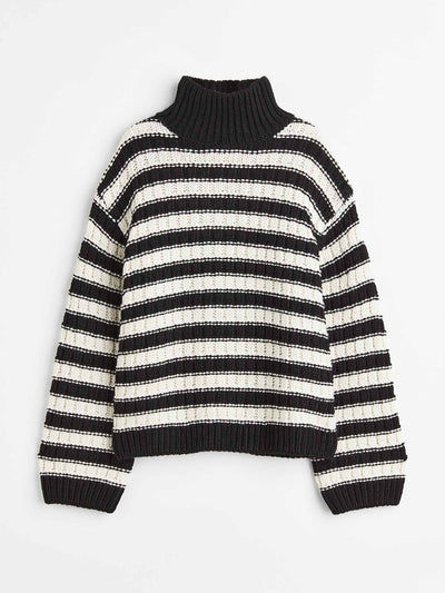 H&M Oversized turtleneck jumper at Collagerie