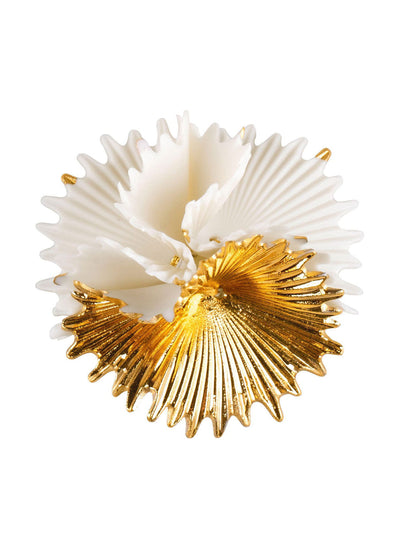 Lladró White and gold brooch at Collagerie