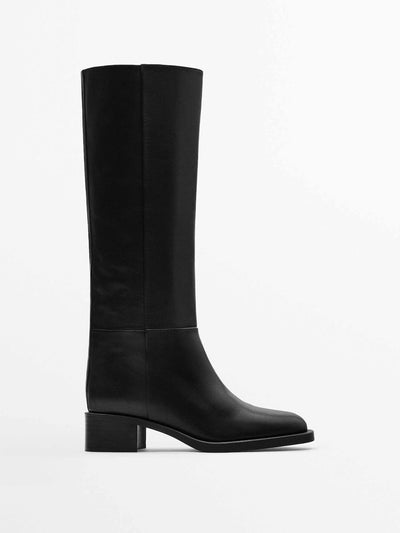 Massimo Dutti Black leather boots at Collagerie