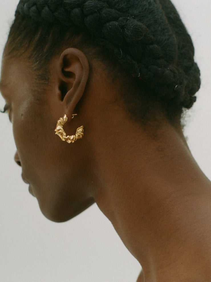 Gold selva oscura earrings