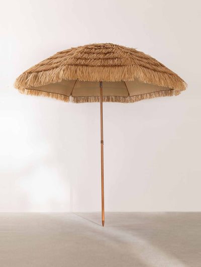 Sklum Straw parasol at Collagerie