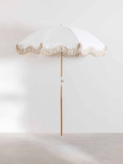 Sklum Fringed beach parasol at Collagerie